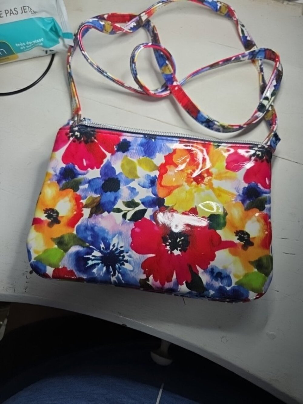 CUTE FLOWERED SMALL PURSE